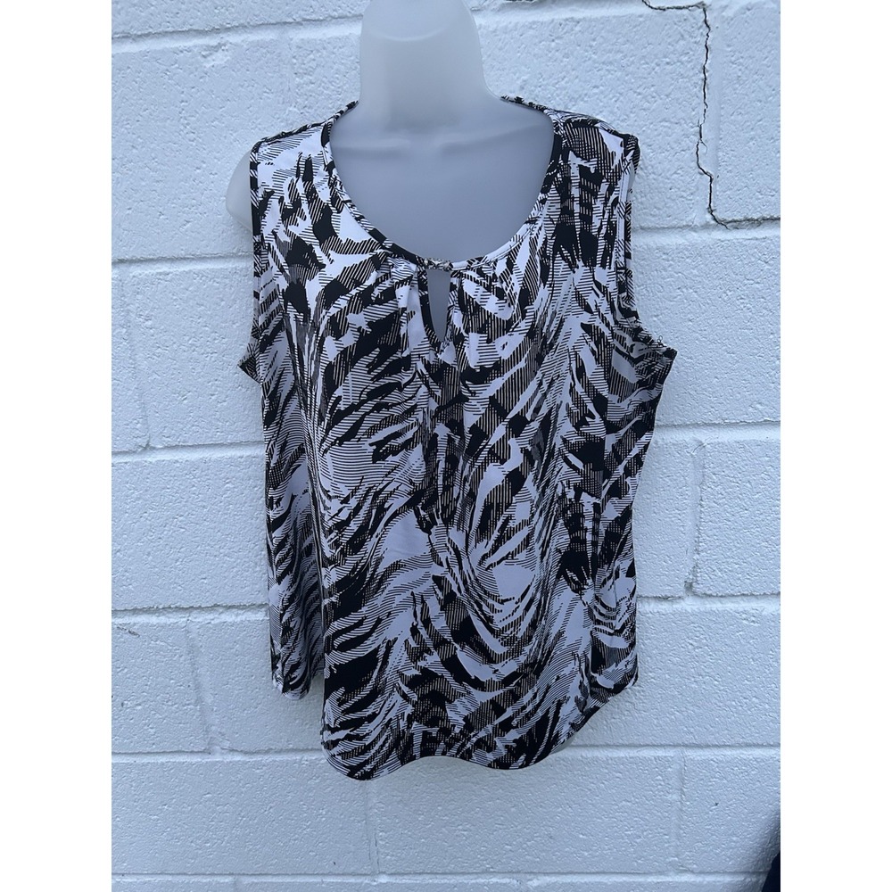 Notations Black White Animal Print Sleeveless Round Neck Keyhole Top XL Poly Spx